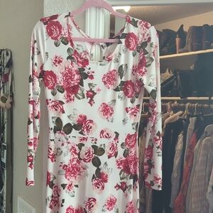 Chic Floral Long Sleeve Dress - Red and White